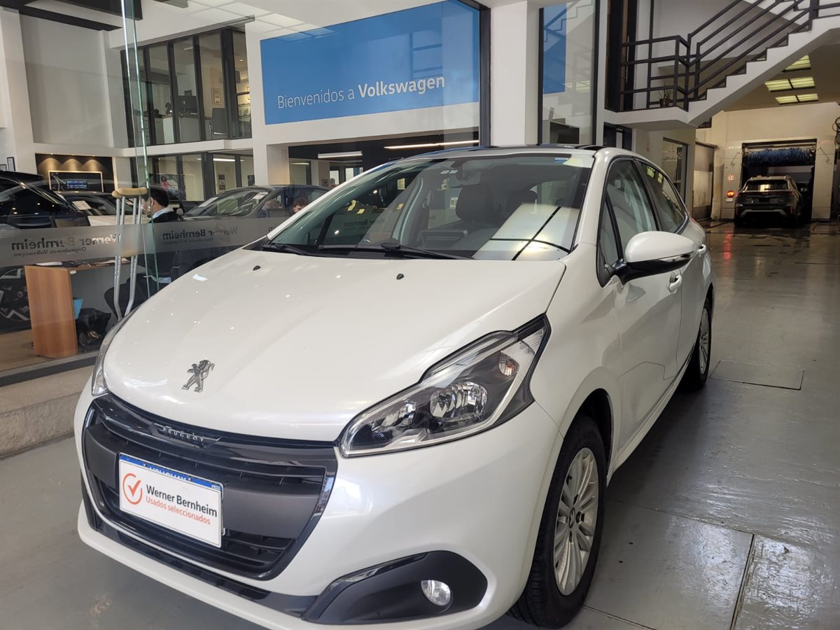 Peugeot 208 allure