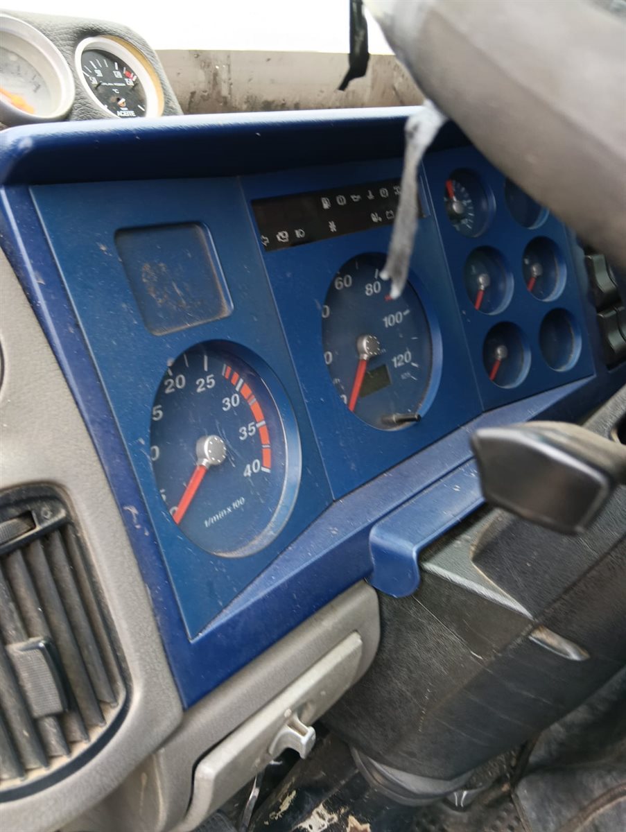 Volkswagen 15-180 - Imagen 4