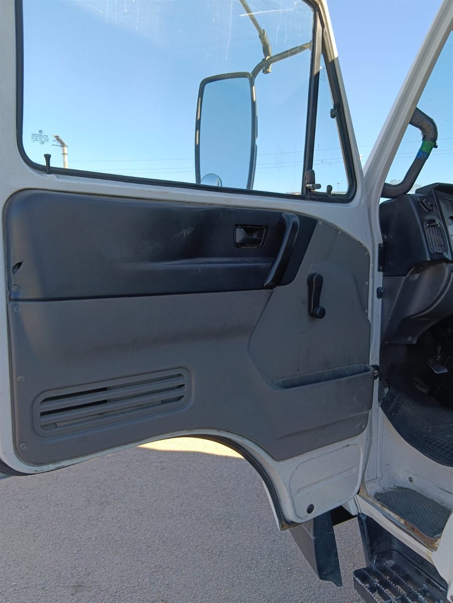 Volkswagen 8-120 - Imagen 7