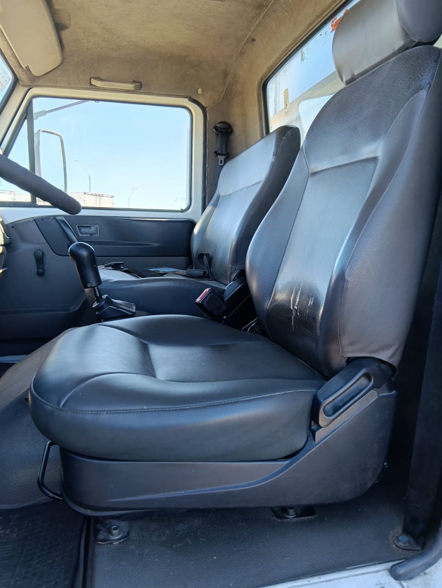 Volkswagen 8-120 - Imagen 13