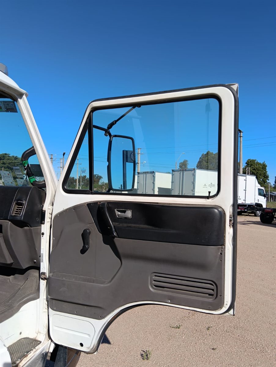Volkswagen 8-120 - Imagen 6