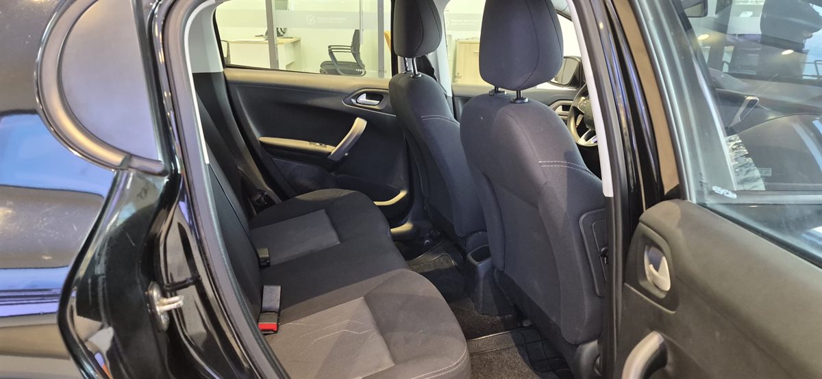 Peugeot 208 - Imagen 15