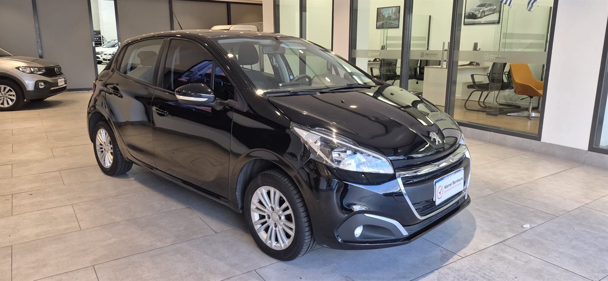 Peugeot 208 - Imagen 3