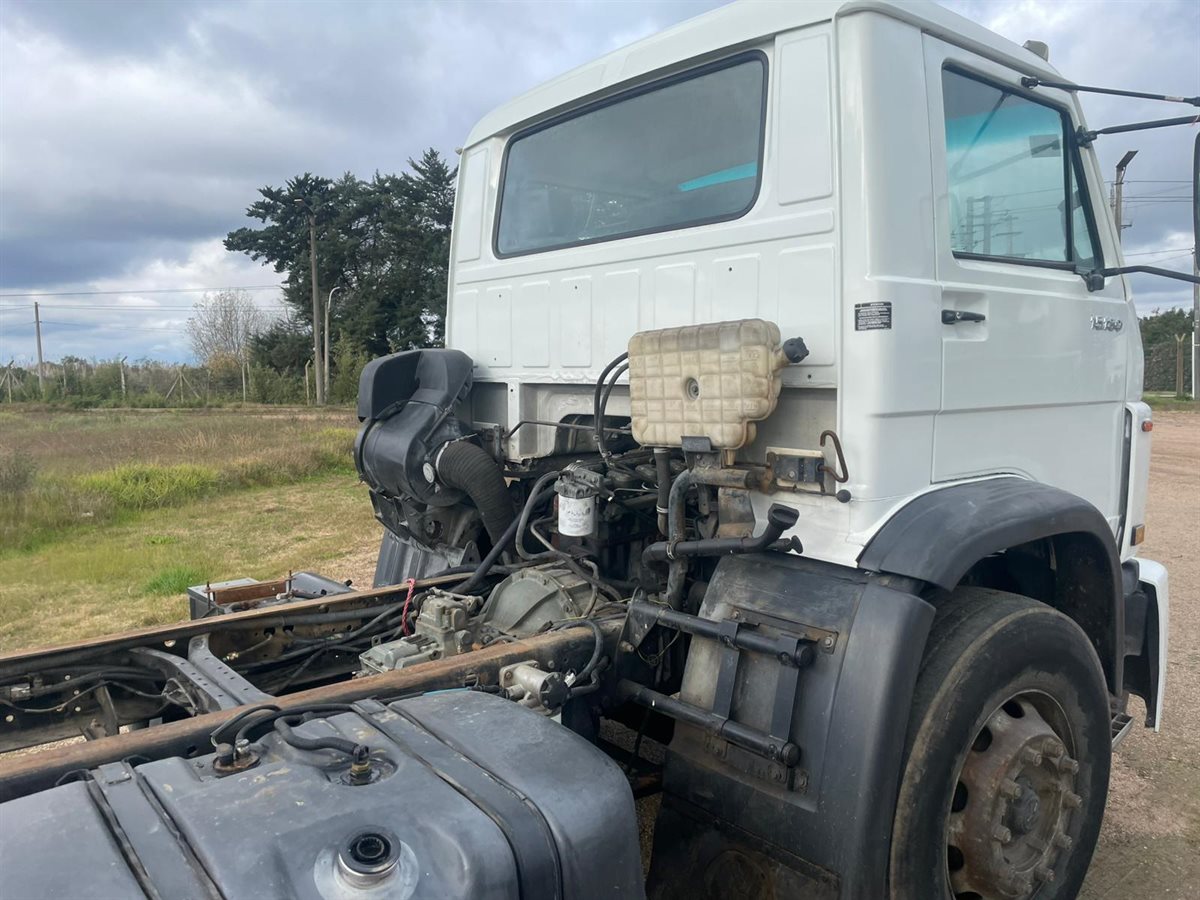 Volkswagen 15-180 - Imagen 3