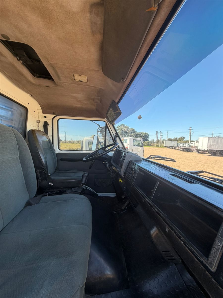 Volkswagen 14-150 - Imagen 7