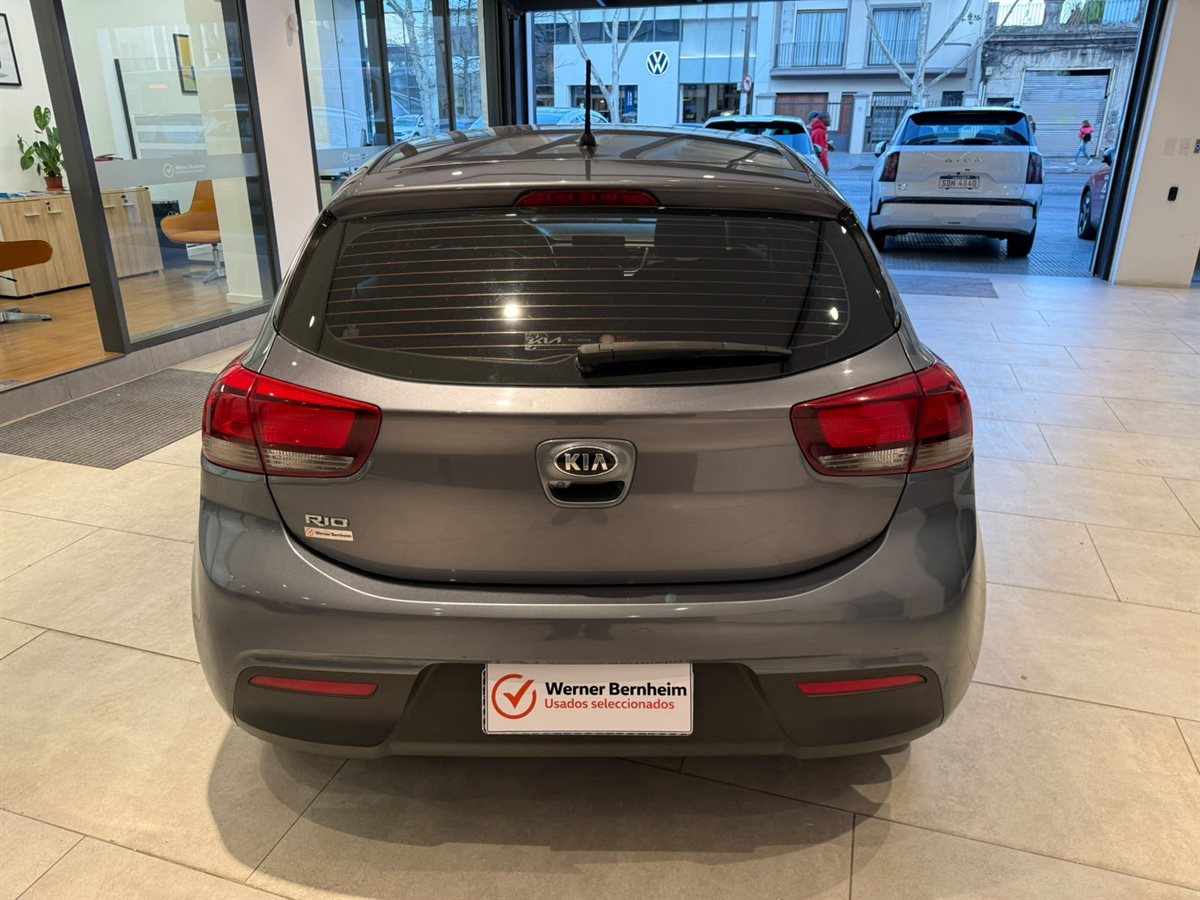 Kia Rio - Imagen 5