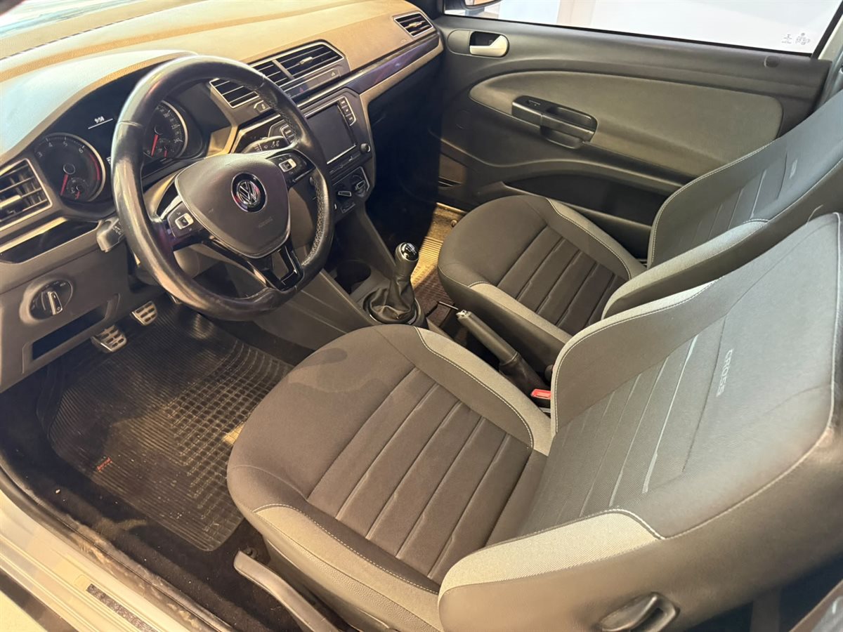 Volkswagen Saveiro - Imagen 14
