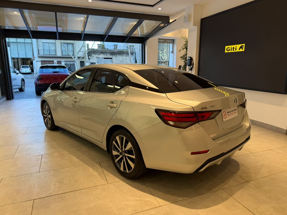 Nissan Sentra - Imagen 7