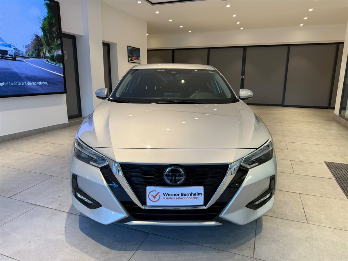 Nissan Sentra - Imagen 2